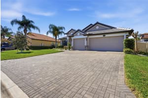 1844 VIA LAGO DRIVE, LAKELAND, FL 33810 - MLS#MFRTB8489800