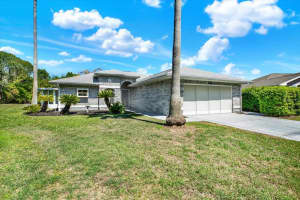 29451 SCHINNECOCK HILLS LANE, SAN ANTONIO, FL 33576 - MLS#MFRTB8489925