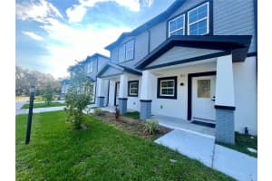 8110 GREENWOOD AVENUE, TAMPA, FL 33604 - MLS#MFRTB8489943