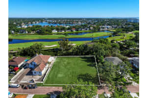 300 RAFAEL BOULEVARD, ST PETERSBURG, FL 33704 - MLS#MFRTB8489962