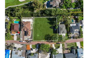 300 RAFAEL BOULEVARD, ST PETERSBURG, FL 33704 - MLS#MFRTB8489962