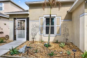 10404 BOYETTE CREEK BOULEVARD, RIVERVIEW, FL 33569 - MLS#MFRTB8489969