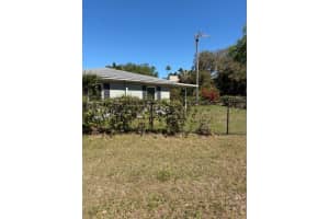 709 INDIAN ROCKS ROAD, BELLEAIR, FL 33756 - MLS#MFRTB8489997