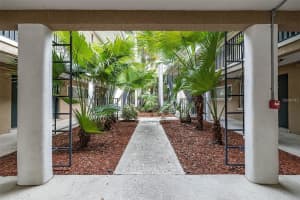 212 CHURCH AVENUE, TAMPA, FL 33609 - MLS#MFRTB8490022