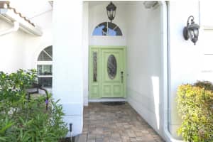 750 WHITE SAND DRIVE, ST PETERSBURG, FL 33703 - MLS#MFRTB8490035