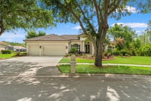 17905 ARBOR GREENE DRIVE, TAMPA, FL 33647 - MLS#MFRTB8490112