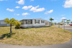 7271 MOUNT ARLINGTON DRIVE, ST PETERSBURG, FL 33702 - MLS#MFRTB8490115