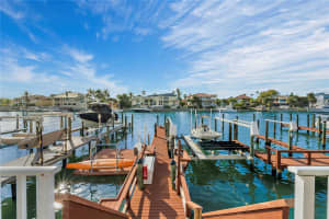 830 PINELLAS BAYWAY S, ST PETERSBURG, FL 33715 - MLS#MFRTB8490122