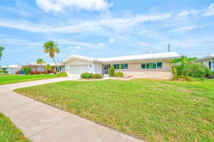 14901 SOVEREIGN DRIVE, LARGO, FL 33774 - MLS#MFRTB8490140
