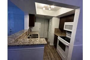 10200 GANDY BOULEVARD, ST PETERSBURG, FL 33702 - MLS#MFRTB8490256