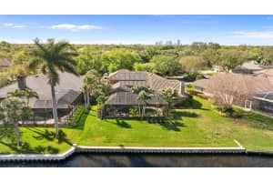 4731 COCONUT PALM CIRCLE, ST PETERSBURG, FL 33703 - MLS#MFRTB8490308