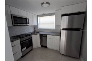 11355 3RD STREET, TREASURE ISLAND, FL 33706 - MLS#MFRTB8490313