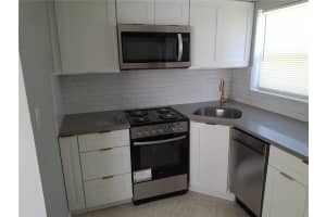 11355 3RD STREET, TREASURE ISLAND, FL 33706 - MLS#MFRTB8490313