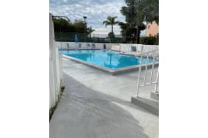 1125 PINELLAS BAYWAY S #201, ST PETERSBURG, FL 33715 - MLS#MFRTB8490319