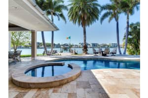 31 PINE CIRCLE, BELLEAIR, FL 33756 - MLS#MFRTB8490335