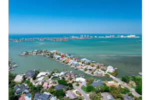 31 PINE CIRCLE, BELLEAIR, FL 33756 - MLS#MFRTB8490335