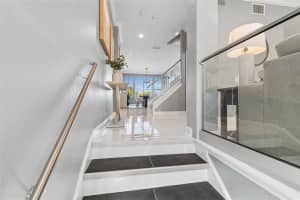 4326 SPINNAKER COVE LANE, TAMPA, FL 33615 - MLS#MFRTB8490346