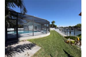 8434 BOXWOOD DRIVE, TAMPA, FL 33615 - MLS#MFRTB8490378