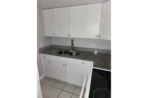 101 FERNWOOD AVENUE, CLEARWATER, FL 33765 - MLS#MFRTB8490380