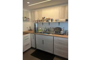 4207 BAIRD STREET, SARASOTA, FL 34232 - MLS#MFRTB8490414