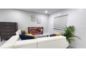 5118 TENNIS COURT CIRCLE, TAMPA, FL 33617 - MLS#MFRTB8490450