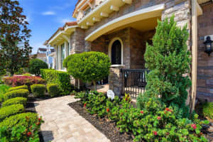 28555 CORBARA PLACE, WESLEY CHAPEL, FL 33543 - MLS#MFRTB8490531