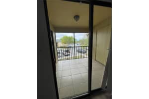 10125 Sailwinds Blvd N #203, LARGO