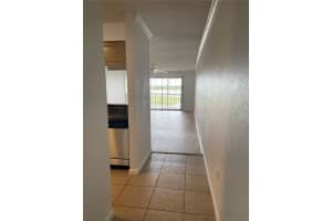 10125 SAILWINDS BOULEVARD, LARGO, FL 33773 - MLS#MFRTB8490546