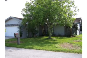 10521 113TH STREET, LARGO, FL 33778 - MLS#MFRTB8490555