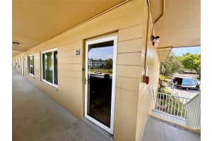 2000 WORLD PARKWAY BOULEVARD, CLEARWATER, FL 33763 - MLS#MFRTB8490584