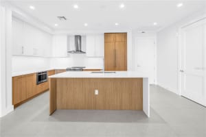 275 1ST AVE S #1608, ST PETERSBURG, FL 33701 - MLS#MFRTB8490621