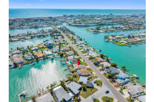 555 115th Ave, TREASURE ISLAND