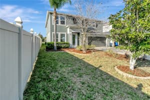8406 CHERRY BRANCH DRIVE, RUSKIN, FL 33573 - MLS#MFRTB8490675