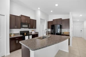 11936 MIRACLE MILE DRIVE, RIVERVIEW, FL 33578 - MLS#MFRTB8490679