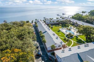 650 PINELLAS POINT DRIVE, ST PETERSBURG, FL 33705 - MLS#MFRTB8490784