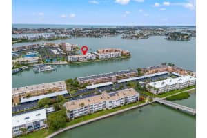 7625 SUN ISLAND DRIVE, SOUTH PASADENA, FL 33707 - MLS#MFRTB8490812