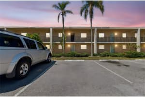 12300 PARK BOULEVARD, SEMINOLE, FL 33772 - MLS#MFRTB8490823