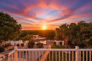 4626 BAY CREST DRIVE, TAMPA, FL 33615 - MLS#MFRTB8490841