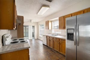 739 BURLWOOD STREET, BRANDON, FL 33511 - MLS#MFRTB8490845