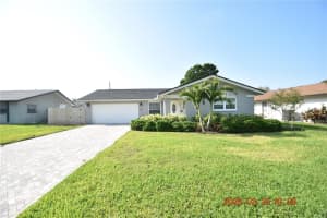 2600 60TH AVENUE, ST PETERSBURG, FL 33712 - MLS#MFRTB8490912