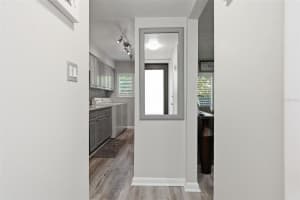 501 BAY DRIVE, LARGO, FL 33770 - MLS#MFRTB8490913