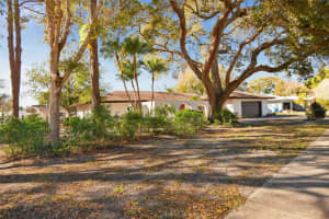 570 CASLER AVENUE, CLEARWATER, FL 33755 - MLS#MFRTB8490920