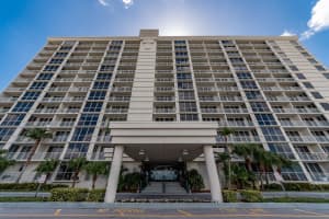 100 PIERCE STREET, CLEARWATER, FL 33756 - MLS#MFRTB8490935