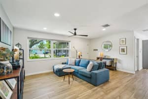 11469 IMPERIAL GROVE DRIVE, LARGO, FL 33774 - MLS#MFRTB8491087