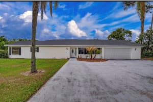 723 PINEDALE DRIVE, PLANT CITY, FL 33563 - MLS#MFRTB8491185