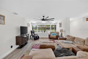 723 PINEDALE DRIVE, PLANT CITY, FL 33563 - MLS#MFRTB8491185