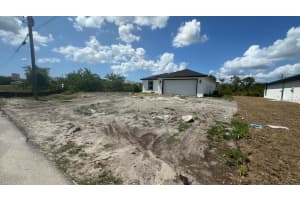 12266 EDWARDS ROAD, PORT CHARLOTTE, FL 33981 - MLS#MFRTB8491186