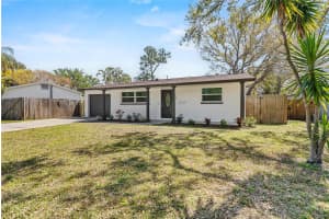 8201 RIVERSIDE DRIVE, ST PETERSBURG, FL 33702 - MLS#MFRTB8491238