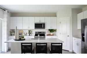 4611 HIKERS DRIVE, DAVENPORT, FL 33837 - MLS#MFRTB8491261