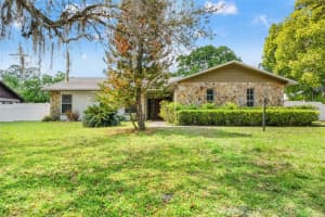 2524 VICTARRA CIRCLE, LUTZ, FL 33559 - MLS#MFRTB8491334